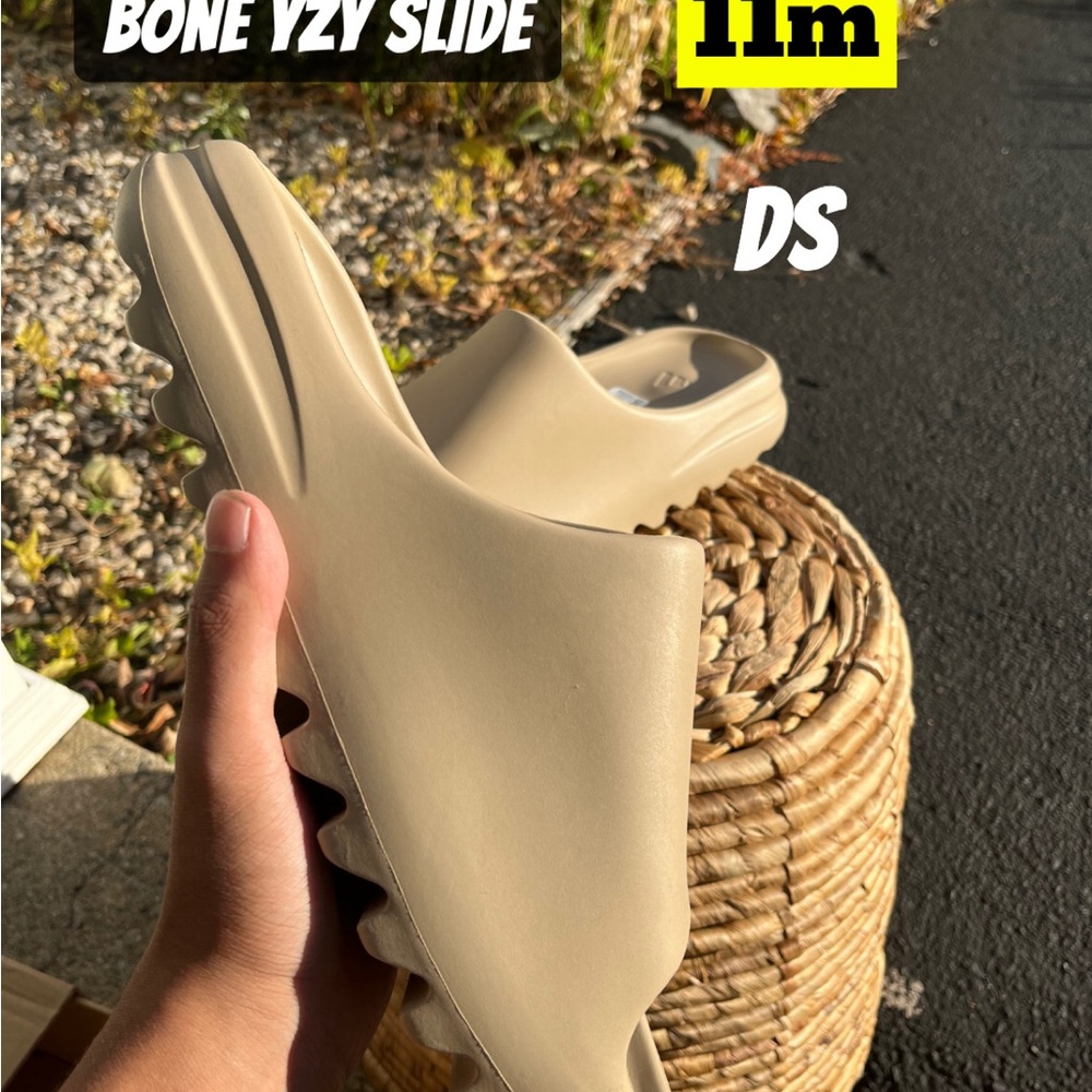 Yeezy Slide Bone 11m/12.5w